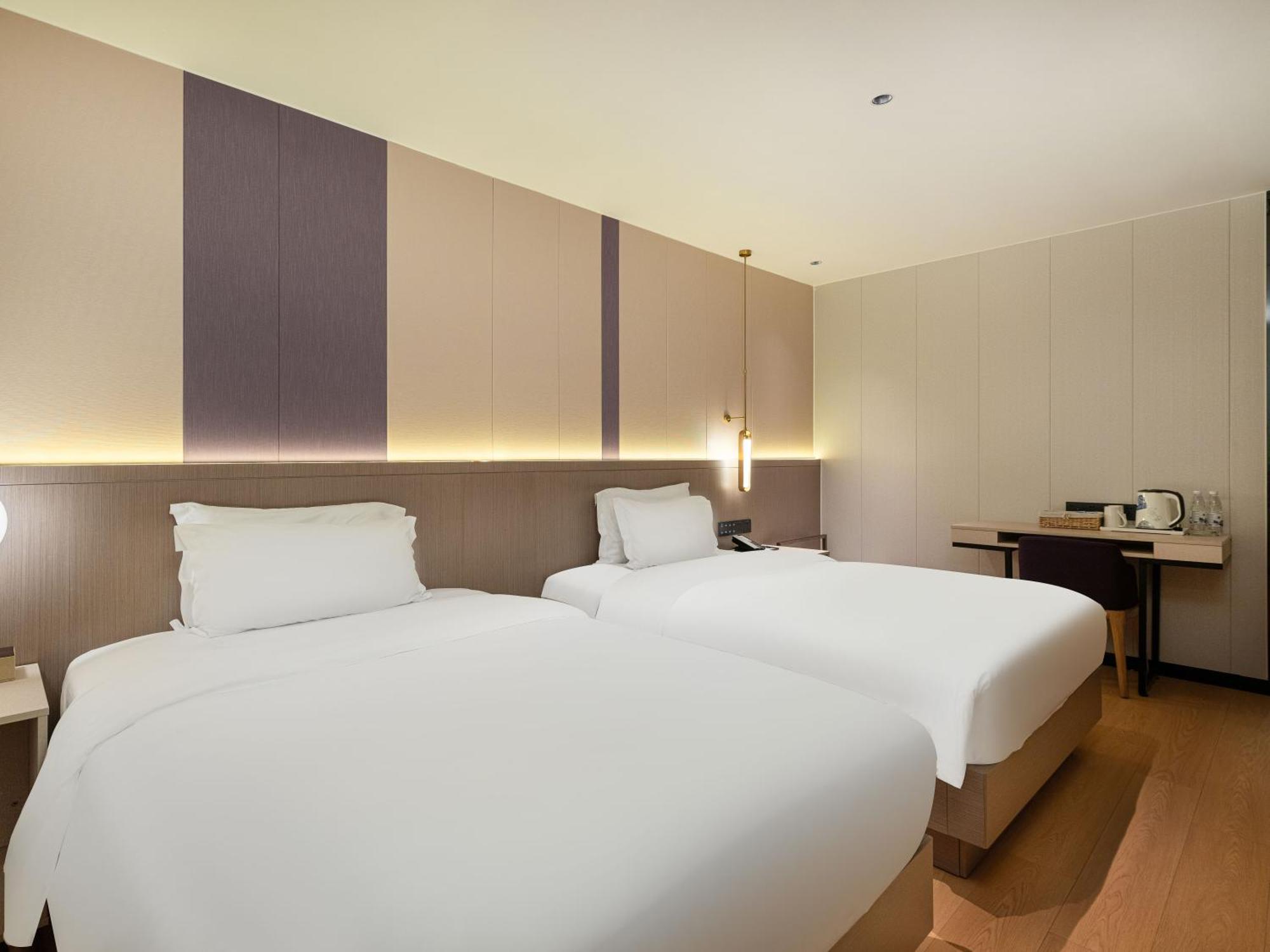 Lavande International Hotel Guangzhou Us Consulate General Guangzhou Grandview Plaza Branch - Free Shuttle Bus To Canton Fair Complex During Canton Fair Period & Free Vpn Internet Access المظهر الخارجي الصورة